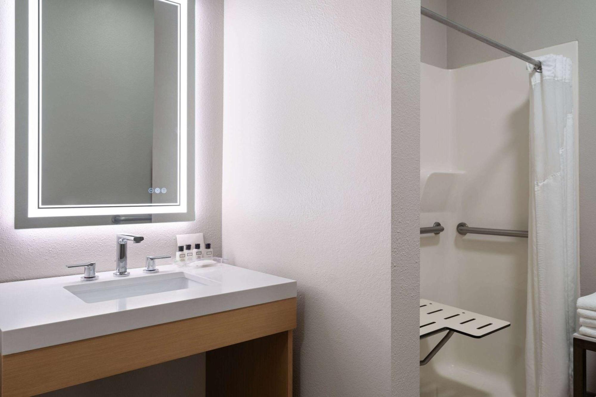 Wyndham Garden Otsego-Minneapolis Dış mekan fotoğraf
